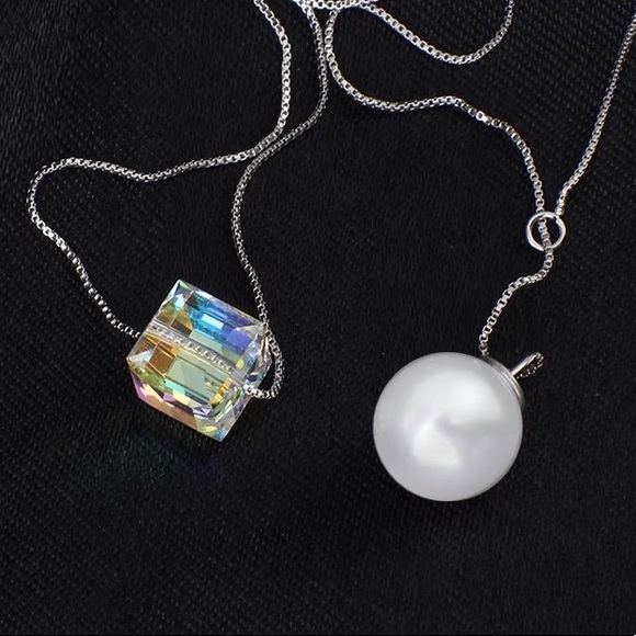 NEW Austrian crystal necklace - Picture 3 of 3